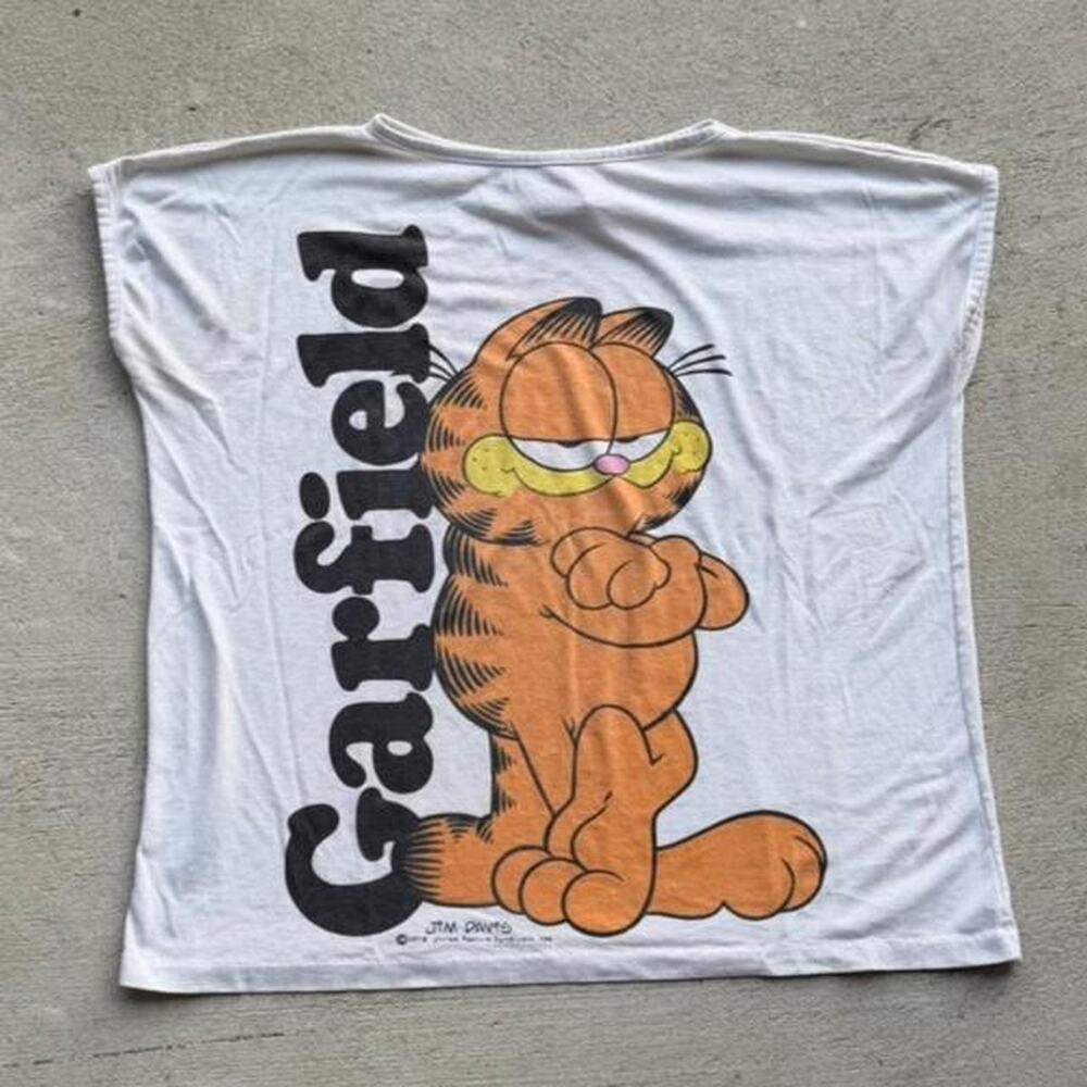 Vintage garfield shirt vintage womens boxy cutoff large